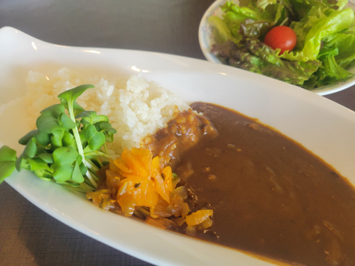 SUWAガラスの里 スリエのじっくり煮込みカレー